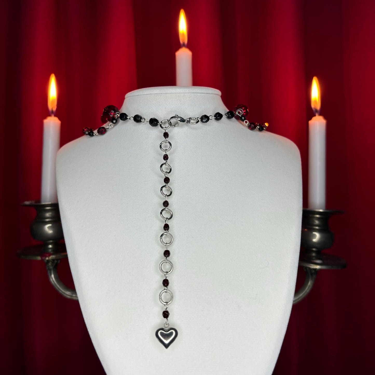 ♱ ‘𝖘𝖙𝖗𝖆𝖓𝖌𝖊 𝖑𝖚𝖛’ 𝖑𝖆𝖞𝖊𝖗𝖊𝖉 𝖓𝖊𝖈𝖐𝖑𝖆𝖈𝖊 ♱