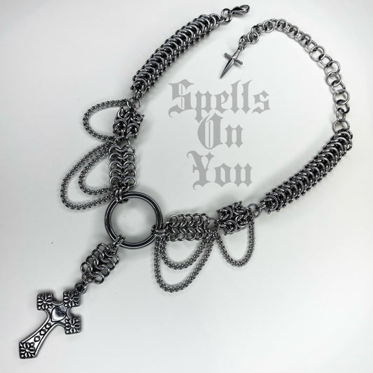 ‘𝕮𝖊𝖗𝖊𝖒𝖔𝖓𝖞’ 𝕮𝖍𝖆𝖎𝖓𝖒𝖆𝖎𝖑 𝕷𝖆𝖞𝖊𝖗𝖊𝖉 𝕹𝖊𝖈𝖐𝖑𝖆𝖈𝖊