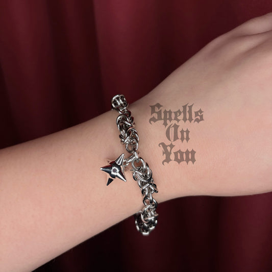 ‘𝖑𝖔𝖘𝖙 𝖘𝖞𝖒𝖕𝖆𝖙𝖍𝖎𝖊𝖘’ 𝖈𝖍𝖆𝖎𝖓𝖒𝖆𝖎𝖑 𝖇𝖗𝖆𝖈𝖊𝖑𝖊𝖙