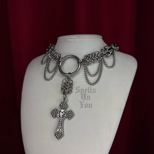 ‘𝕮𝖊𝖗𝖊𝖒𝖔𝖓𝖞’ 𝕮𝖍𝖆𝖎𝖓𝖒𝖆𝖎𝖑 𝕷𝖆𝖞𝖊𝖗𝖊𝖉 𝕹𝖊𝖈𝖐𝖑𝖆𝖈𝖊