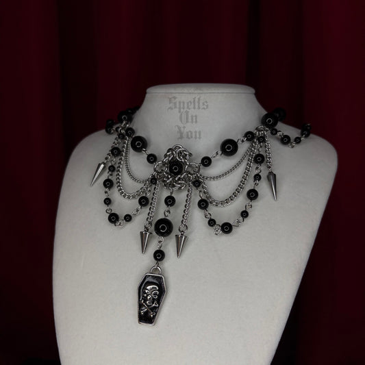 '𝕱𝖚𝖓𝖊𝖗𝖆𝖑 𝕻𝖆𝖗𝖙𝖞' 𝕭𝖊𝖆𝖉𝖊𝖉 𝕮𝖍𝖆𝖎𝖓𝖒𝖆𝖎𝖑 𝕹𝖊𝖈𝖐𝖑𝖆𝖈𝖊