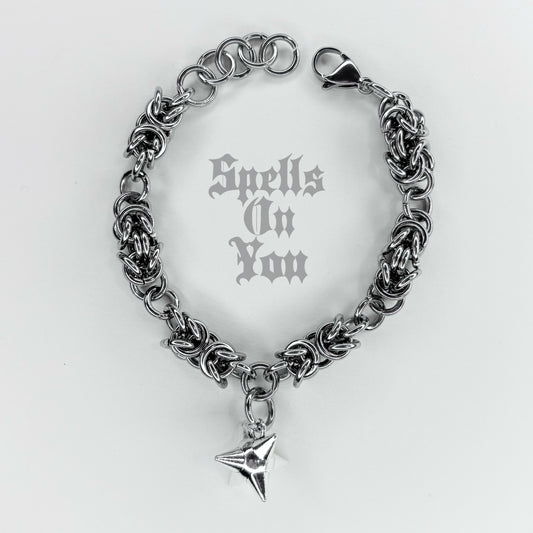 ‘𝖑𝖔𝖘𝖙 𝖘𝖞𝖒𝖕𝖆𝖙𝖍𝖎𝖊𝖘’ 𝖈𝖍𝖆𝖎𝖓𝖒𝖆𝖎𝖑 𝖇𝖗𝖆𝖈𝖊𝖑𝖊𝖙