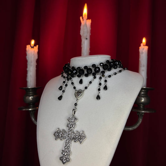 ‘𝕭𝖊𝖌 𝕱𝖔𝖗 𝕸𝖊’ 𝖈𝖍𝖆𝖎𝖓𝖒𝖆𝖎𝖑 𝖈𝖔𝖑𝖑𝖆𝖗