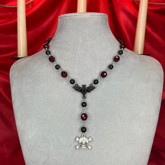 ⋆♱ ‘Ghoul Friend ’ Mini Rosary Necklace in Black and Red♱⋆