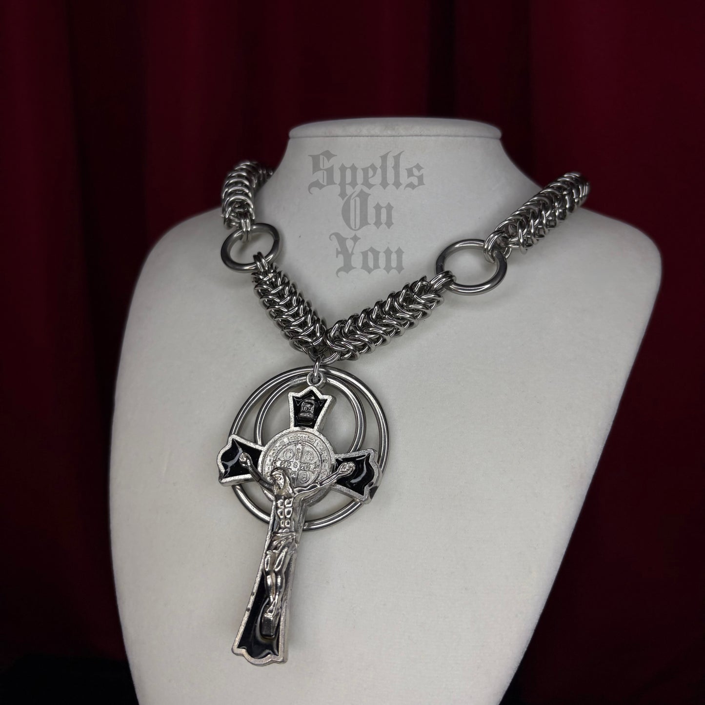 '𝕮𝖗𝖚𝖈𝖎𝖋𝖎𝖝𝖆𝖙𝖎𝖔𝖓' 𝕮𝖍𝖆𝖎𝖓𝖒𝖆𝖎𝖑 𝕺-𝕽𝖎𝖓𝖌 𝕮𝖔𝖑𝖑𝖆𝖗