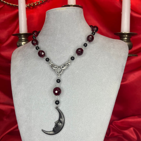 ⋆♱ ‘Luna Enamorada’ Mini Rosary Necklace in Black and Red ♱⋆