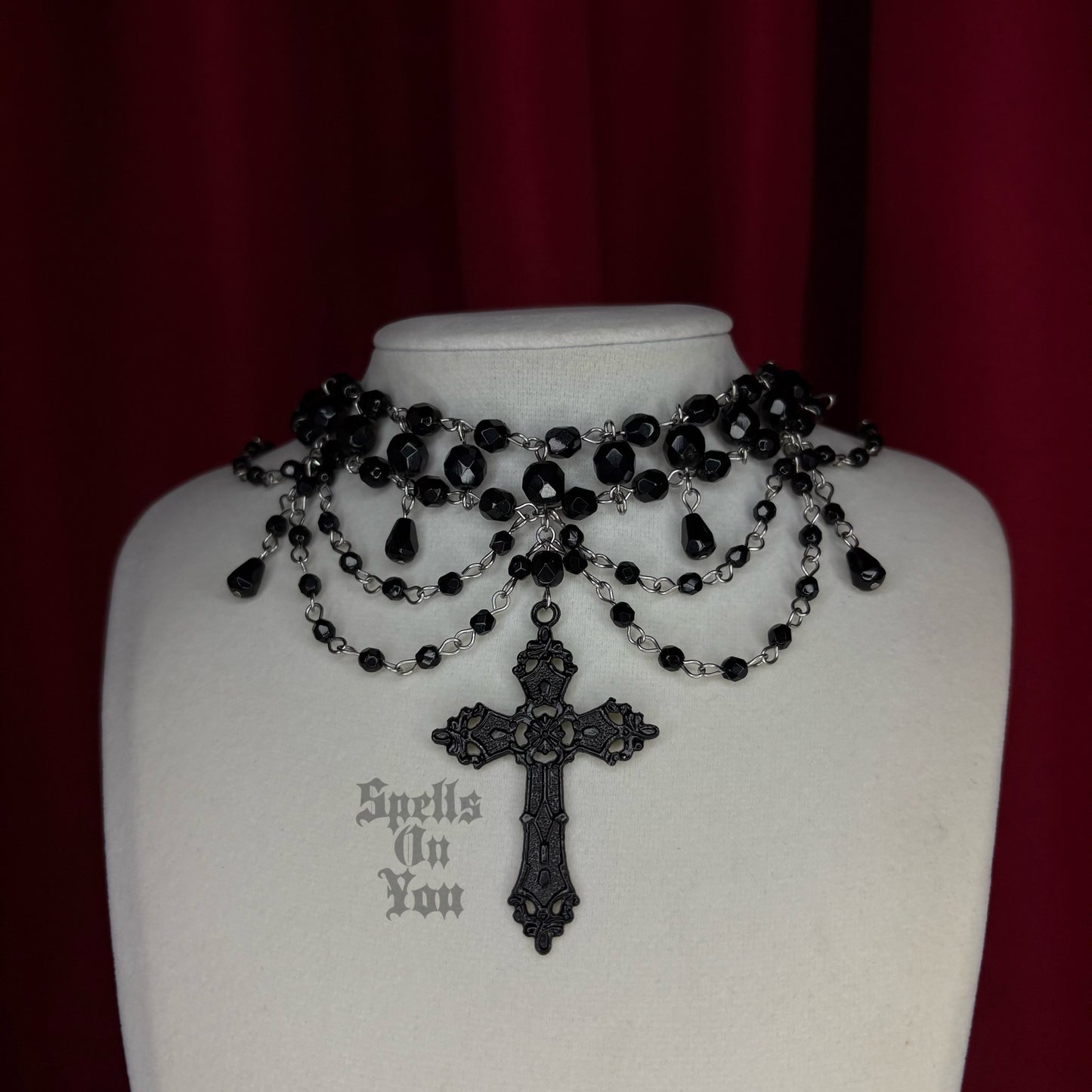 ‘𝕾𝖆𝖑𝖊𝖒’ 𝕭𝖊𝖆𝖉𝖊𝖉 𝕹𝖊𝖈𝖐𝖑𝖆𝖈𝖊