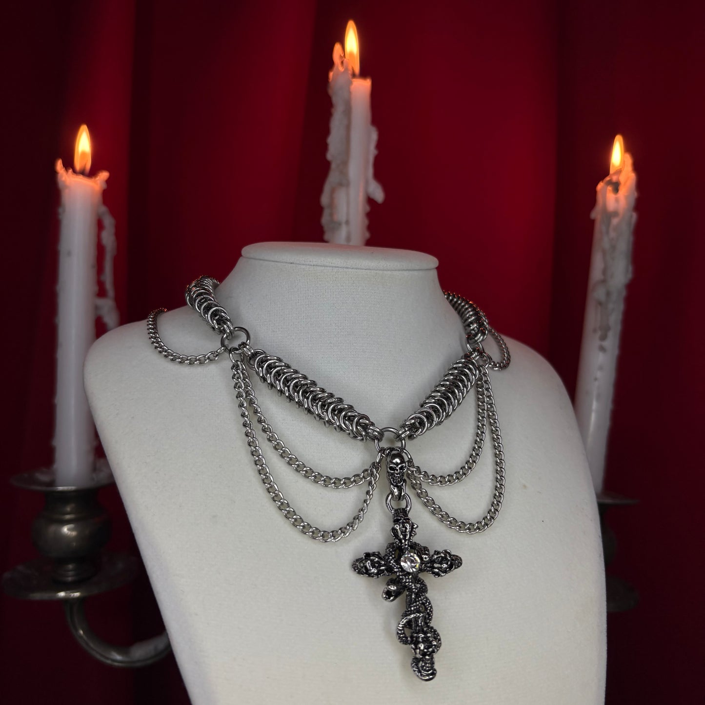 ‘𝖉𝖔𝖓’𝖙 𝖋𝖆𝖐𝖊 𝖙𝖍𝖎𝖘’ 𝖈𝖍𝖆𝖎𝖓𝖒𝖆𝖎𝖑 𝖓𝖊𝖈𝖐𝖑𝖆𝖈𝖊