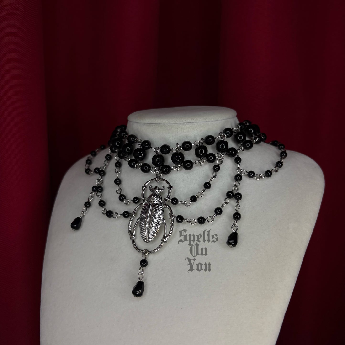 𝖓𝖊𝖜 ‘𝖑𝖔𝖛𝖊 𝖇𝖚𝖌’ 𝖇𝖊𝖆𝖉𝖊𝖉 𝖈𝖔𝖑𝖑𝖆𝖗