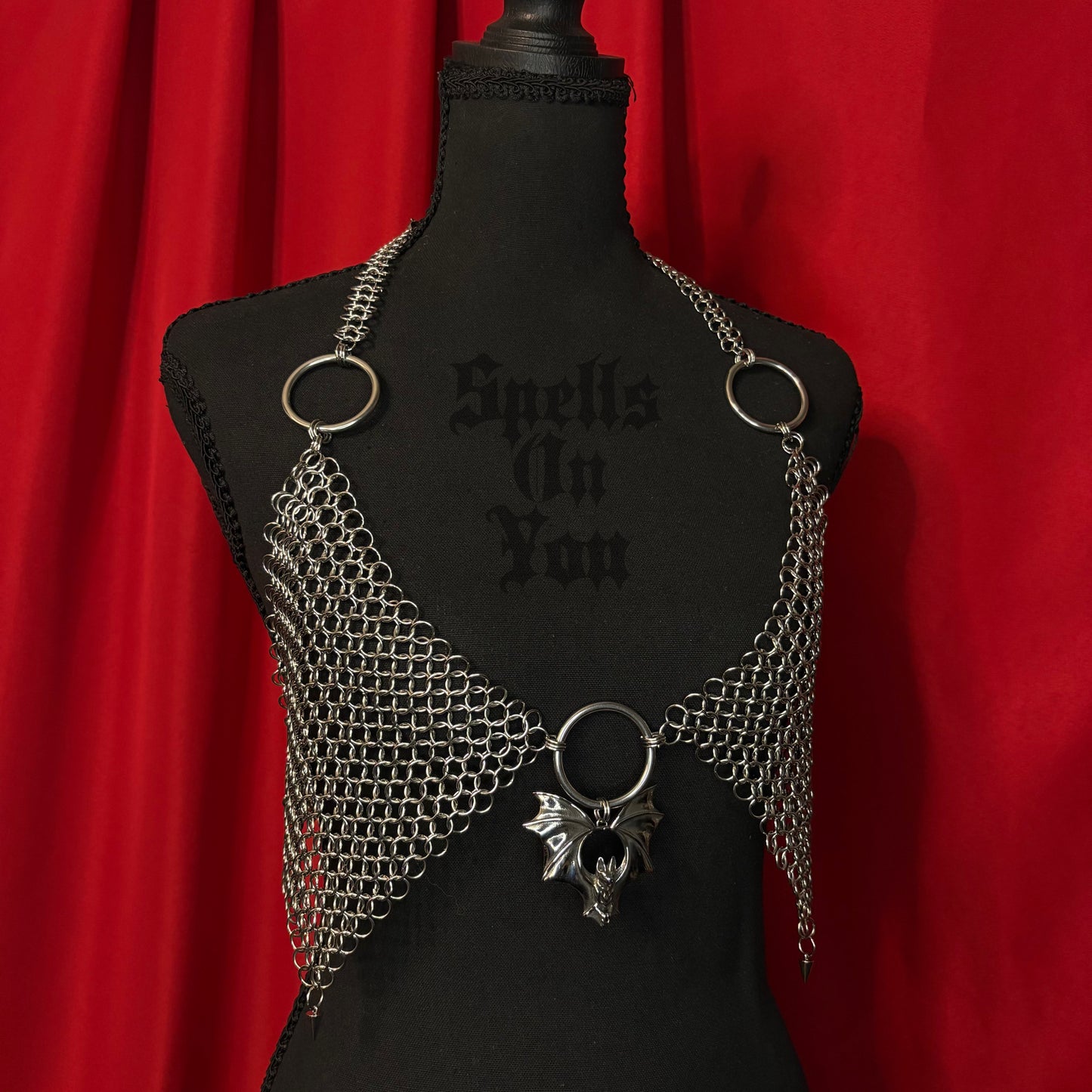 𝕹𝖊𝖜 ‘ 𝕷𝖔𝖛𝖊 𝕬𝖙 𝕱𝖎𝖗𝖘𝖙 𝕭𝖎𝖙𝖊 ‘ 𝕮𝖍𝖆𝖎𝖓𝖒𝖆𝖎𝖑 𝕿𝖔𝖕