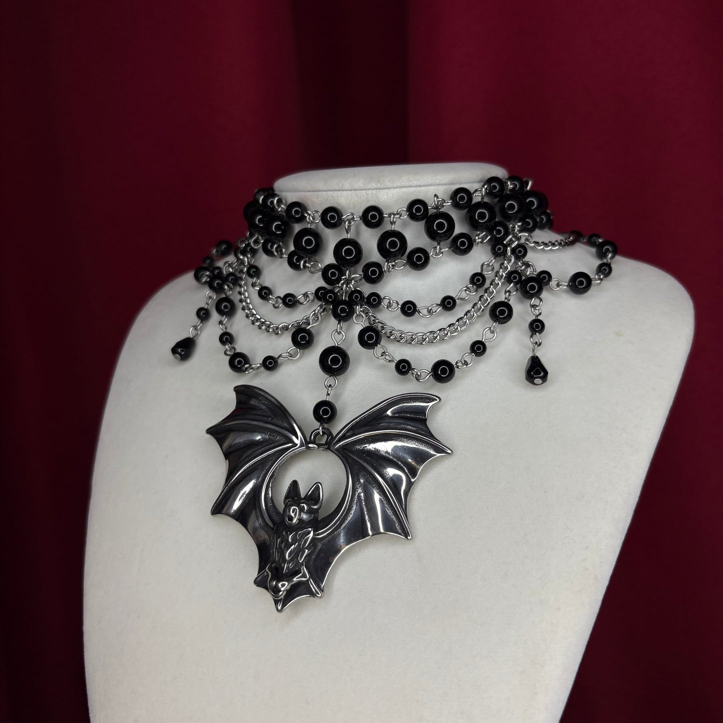 ★𝕻𝖗𝖊𝕺𝖗𝖉𝖊𝖗★
‘𝖑𝖔𝖛𝖊 𝖆𝖙 𝖋𝖎𝖗𝖘𝖙 𝖇𝖎𝖙𝖊’ 𝖇𝖊𝖆𝖉𝖊𝖉 𝖈𝖔𝖑𝖑𝖆𝖗