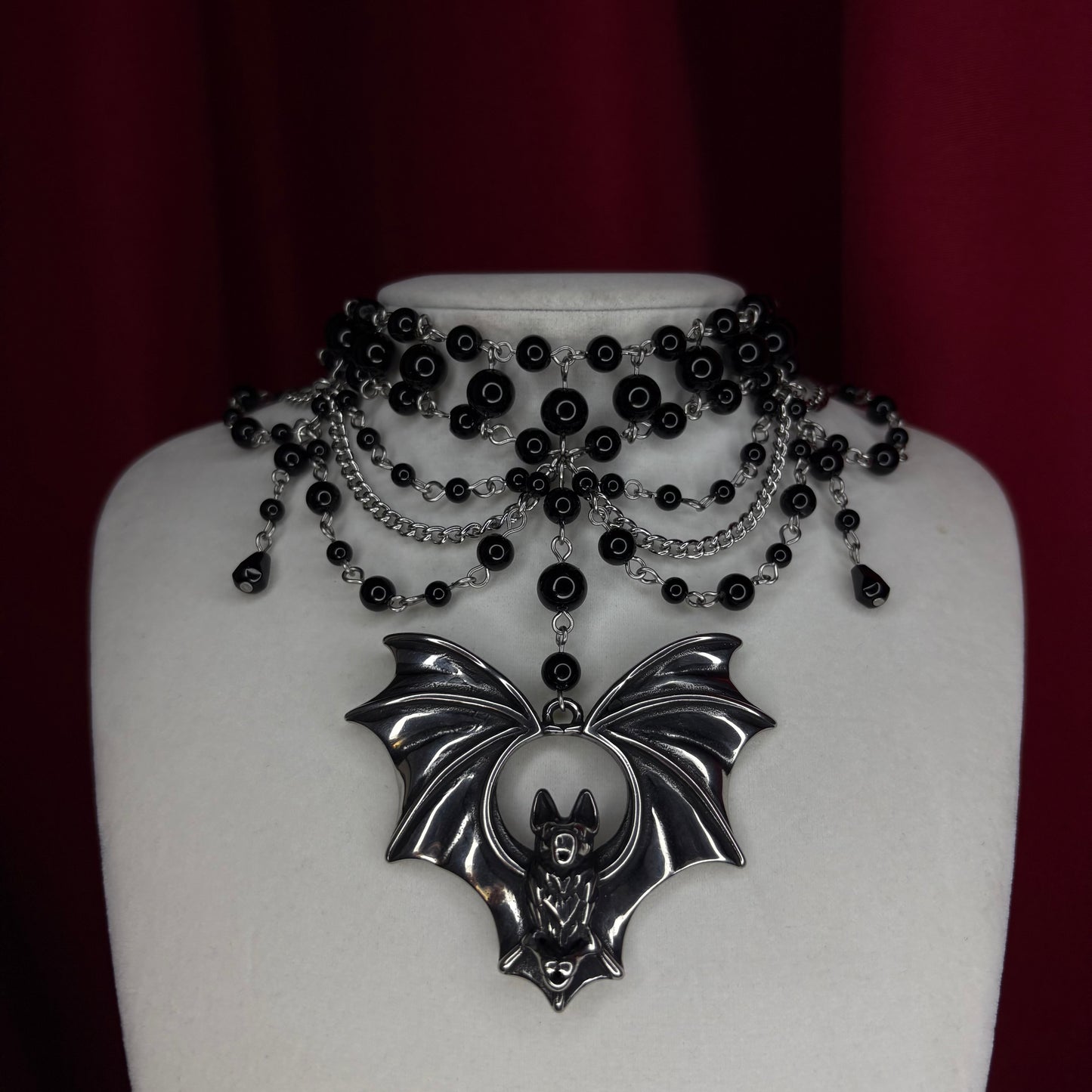 ★𝕻𝖗𝖊𝕺𝖗𝖉𝖊𝖗★
‘𝖑𝖔𝖛𝖊 𝖆𝖙 𝖋𝖎𝖗𝖘𝖙 𝖇𝖎𝖙𝖊’ 𝖇𝖊𝖆𝖉𝖊𝖉 𝖈𝖔𝖑𝖑𝖆𝖗