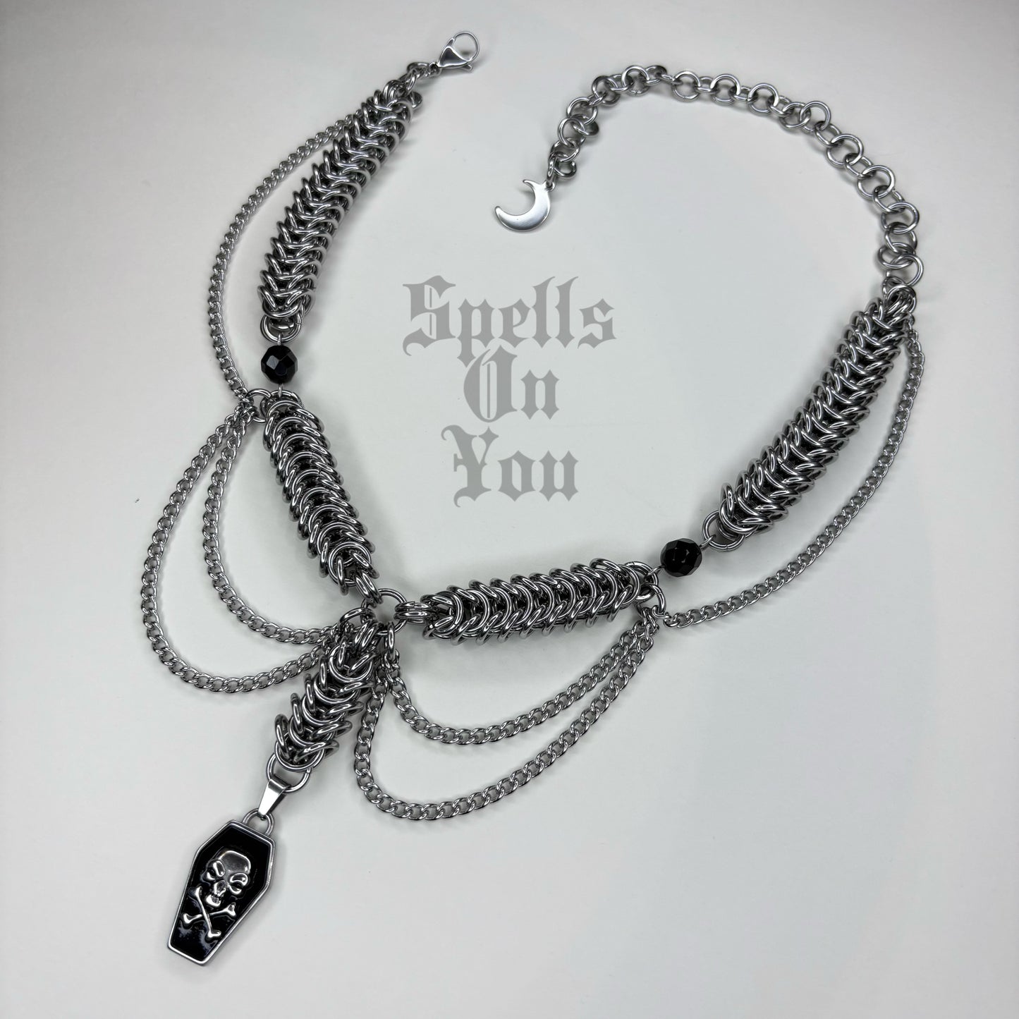 ‘𝖋𝖚𝖓𝖊𝖗𝖆𝖑 𝖕𝖆𝖗𝖙𝖞’ 𝖈𝖍𝖆𝖎𝖓𝖒𝖆𝖎𝖑 𝖓𝖊𝖈𝖐𝖑𝖆𝖈𝖊