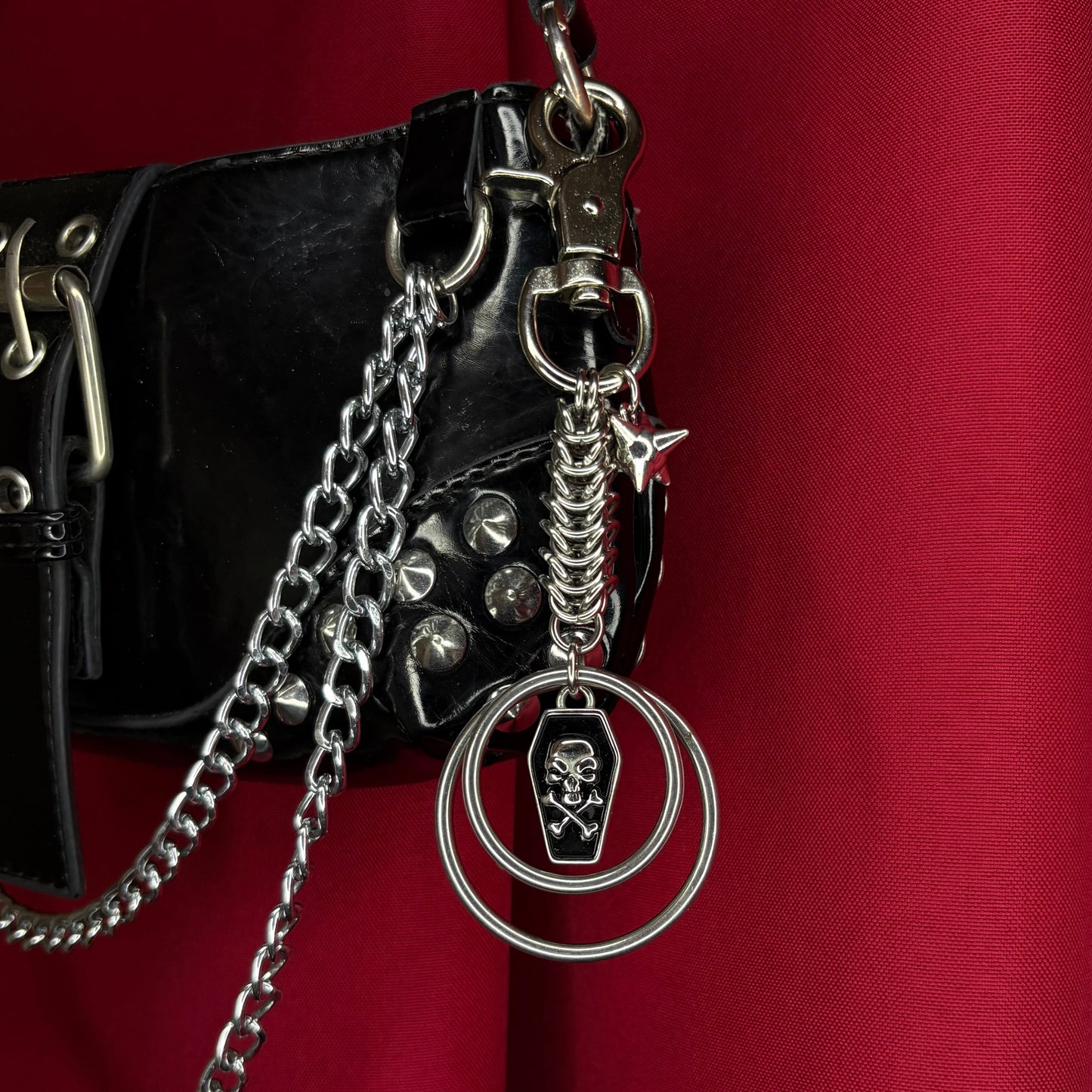 '𝕱𝖚𝖓𝖊𝖗𝖆𝖑 𝕻𝖆𝖗𝖙𝖞' 𝕺-𝕽𝖎𝖓𝖌 𝕭𝖆𝖌 𝕮𝖍𝖆𝖗𝖒/ 𝕶𝖊𝖞 𝕮𝖍𝖆𝖎𝖓