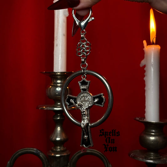 ‘𝕮𝖊𝖗𝖊𝖒𝖔𝖓𝖞’ 𝕮𝖍𝖆𝖎𝖓𝖒𝖆𝖎𝖑 𝕭𝖆𝖌 𝕮𝖍𝖆𝖗𝖒