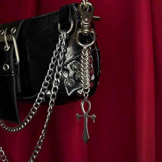 ‘𝕿𝖍𝖊 𝕰𝖙𝖊𝖗𝖓𝖆𝖑’ 𝕮𝖍𝖆𝖎𝖓𝖒𝖆𝖎𝖑 𝕭𝖆𝖌 𝕮𝖍𝖆𝖗𝖒