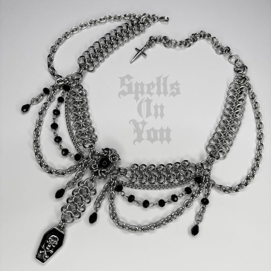 ‘𝕱𝖚𝖓𝖊𝖗𝖆𝖑 𝕻𝖆𝖗𝖙𝖞’ 𝕮𝖍𝖆𝖎𝖓𝖒𝖆𝖎𝖑 𝕹𝖊𝖈𝖐𝖑𝖆𝖈𝖊 𝖜𝖎𝖙𝖍 𝖇𝖊𝖆𝖉𝖎𝖓𝖌