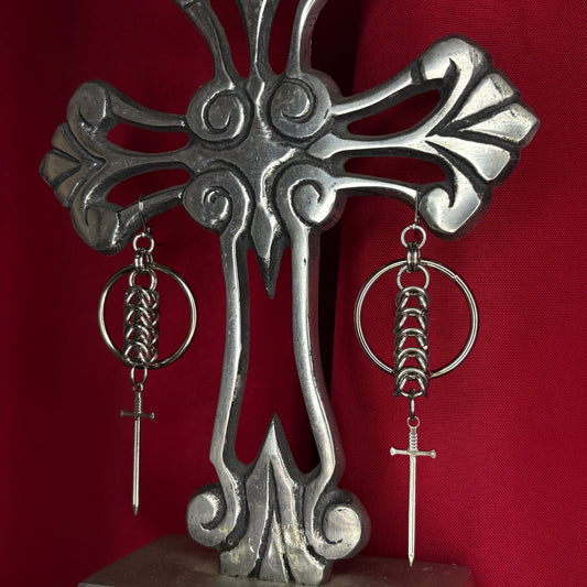 ‘𝕶𝖓𝖎𝖋𝖊 𝕻𝖗𝖙𝖞’ 𝕮𝖍𝖆𝖎𝖓𝖒𝖆𝖎𝖑 𝕳𝖔𝖔𝖕 𝕰𝖆𝖗𝖗𝖎𝖓𝖌𝖘