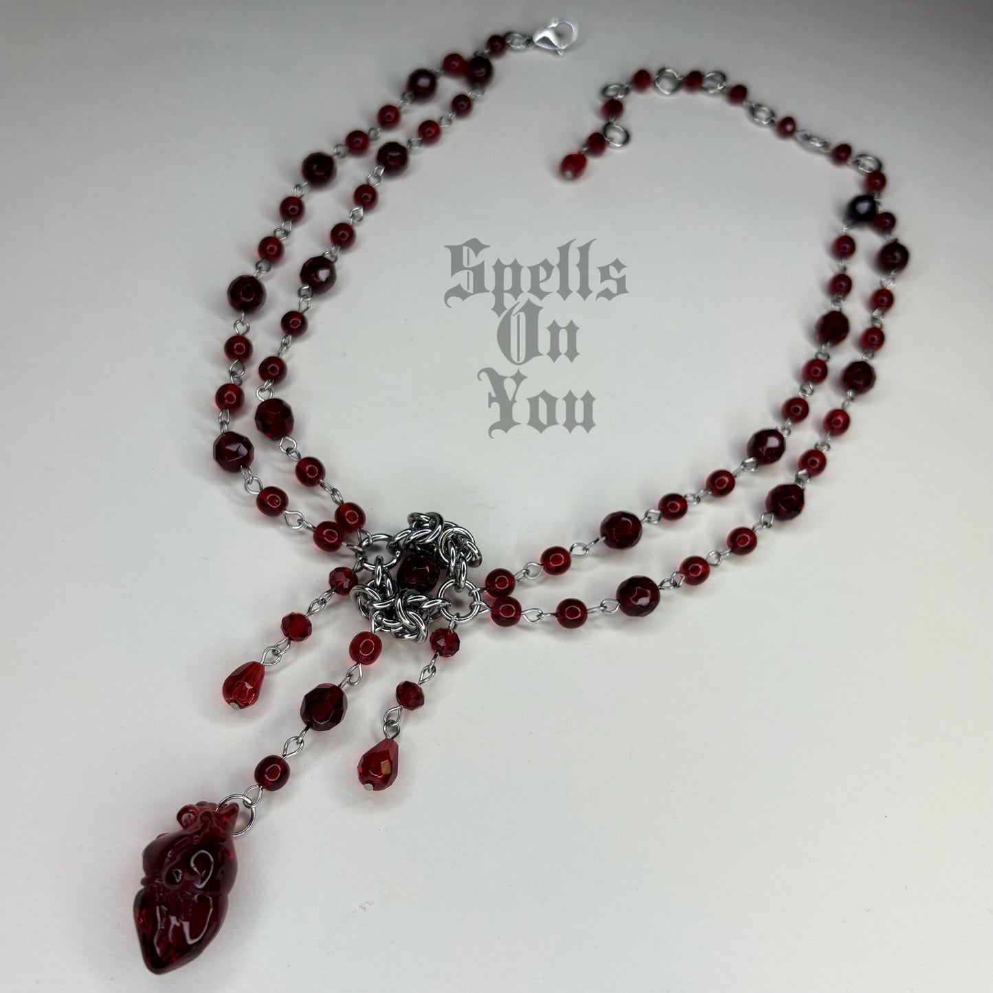 ‘𝖘𝖙𝖆𝖐𝖊 𝖒𝖞 𝖍𝖊𝖆𝖗𝖙’ 𝖇𝖊𝖆𝖉𝖊𝖉 𝖓𝖊𝖈𝖐𝖑𝖆𝖈𝖊