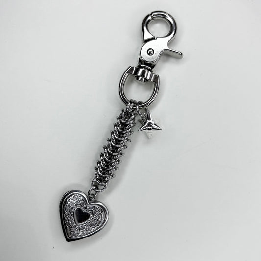 '𝕾𝖙𝖗𝖆𝖓𝖌𝖊 𝕷𝖚𝖛' 𝕮𝖍𝖆𝖎𝖓𝖒𝖆𝖎𝖑 𝕭𝖆𝖌 𝕮𝖍𝖆𝖗𝖒/ 𝕶𝖊𝖞 𝕮𝖍𝖆𝖎𝖓