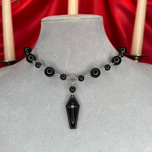 ⋆♱ ‘ Entombed ‘ Necklace In Black ♱⋆